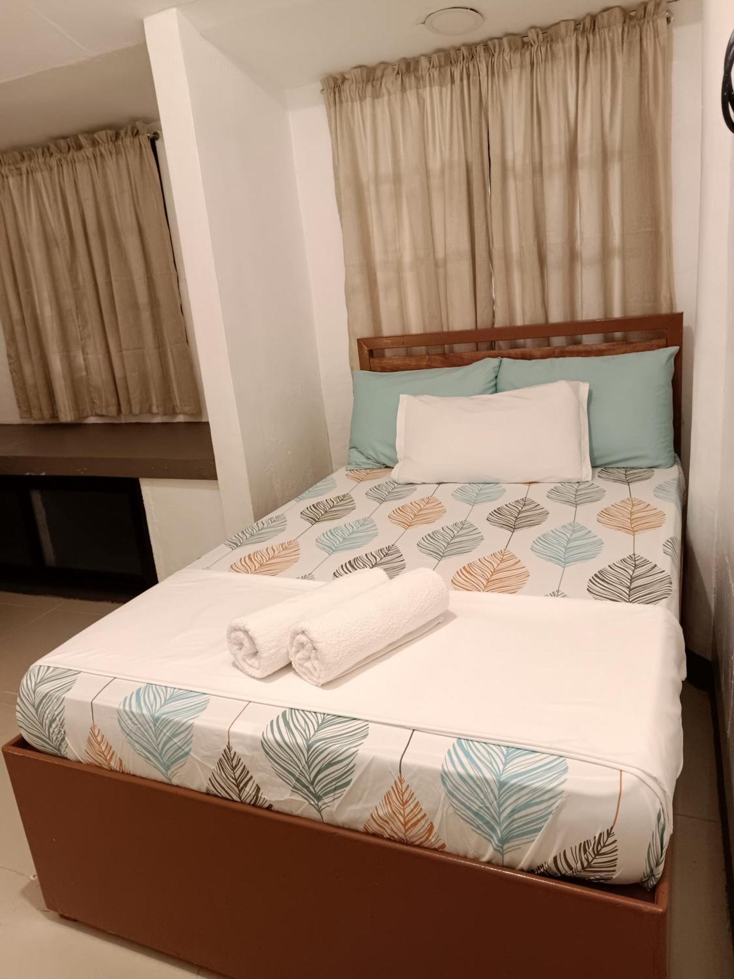 Elisha'S Guest House Coron Exterior foto